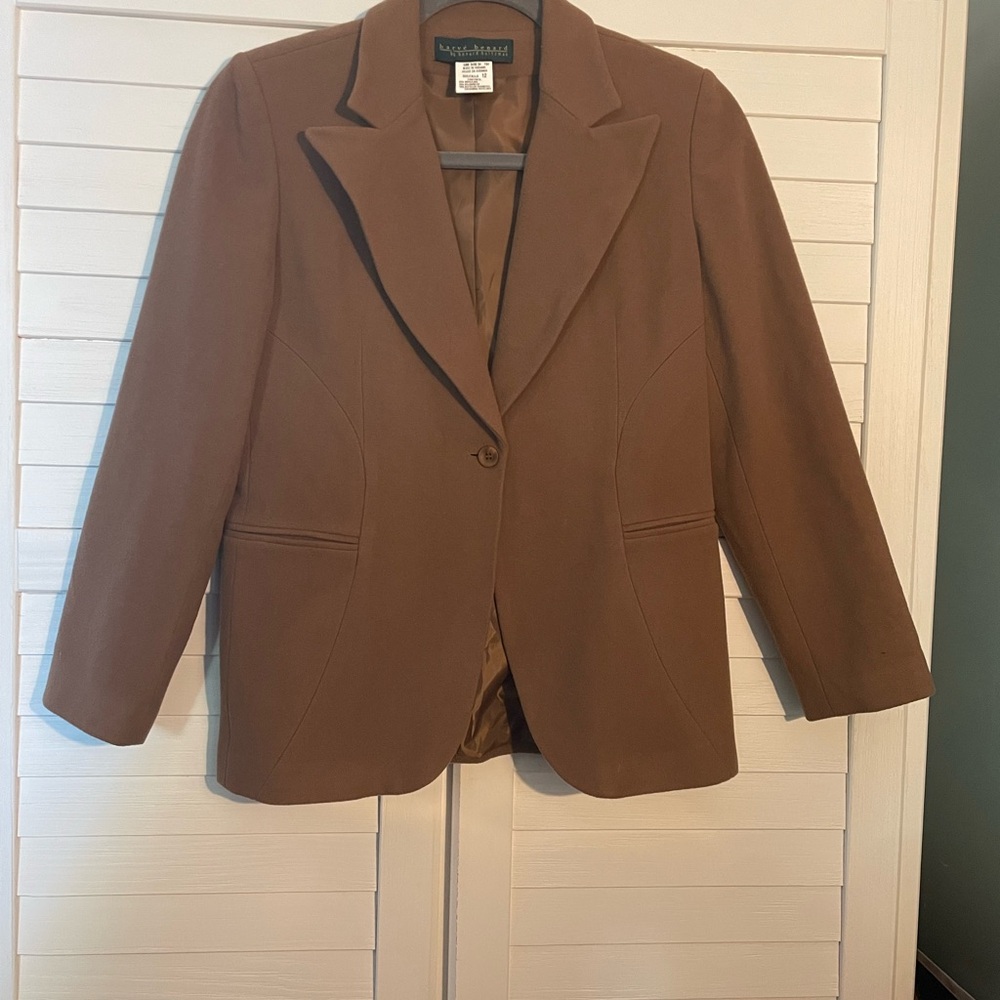 Harve Benard Tan Women's Blazer